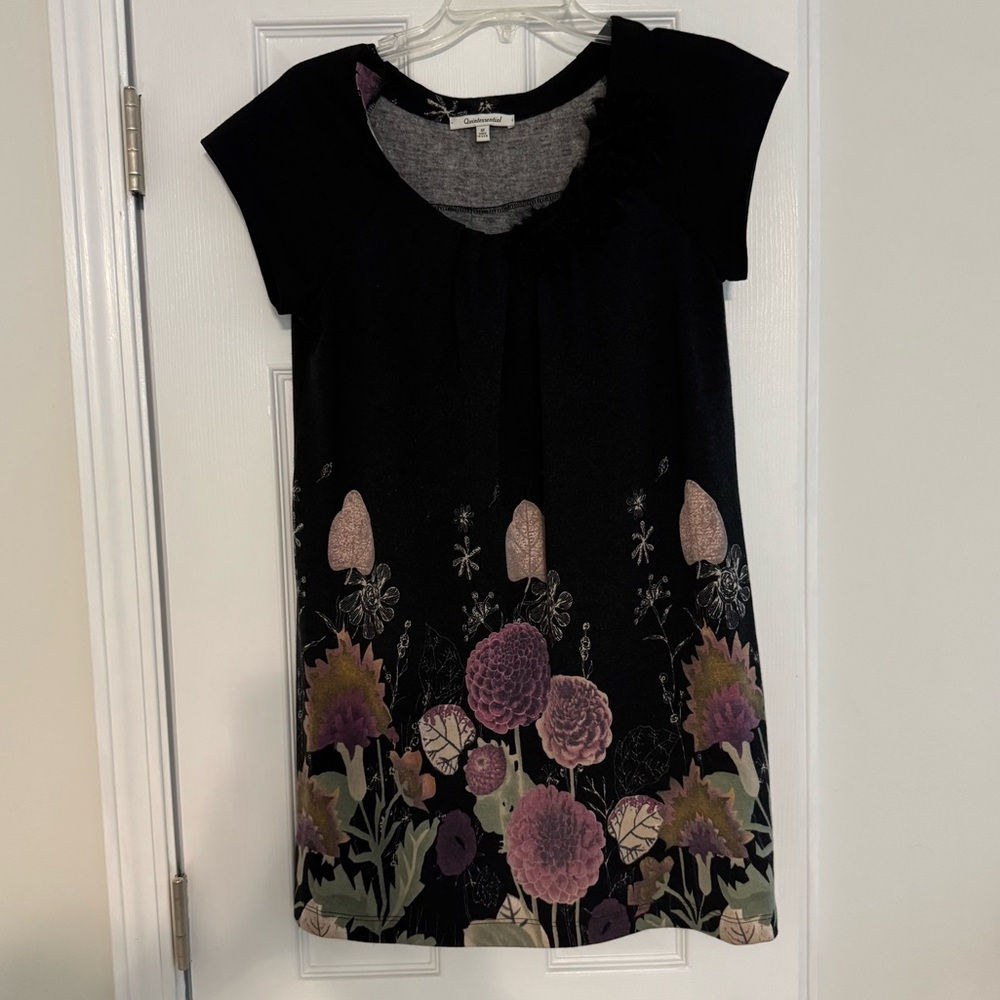 Quintessential gorgeous boho floral print dress‎
